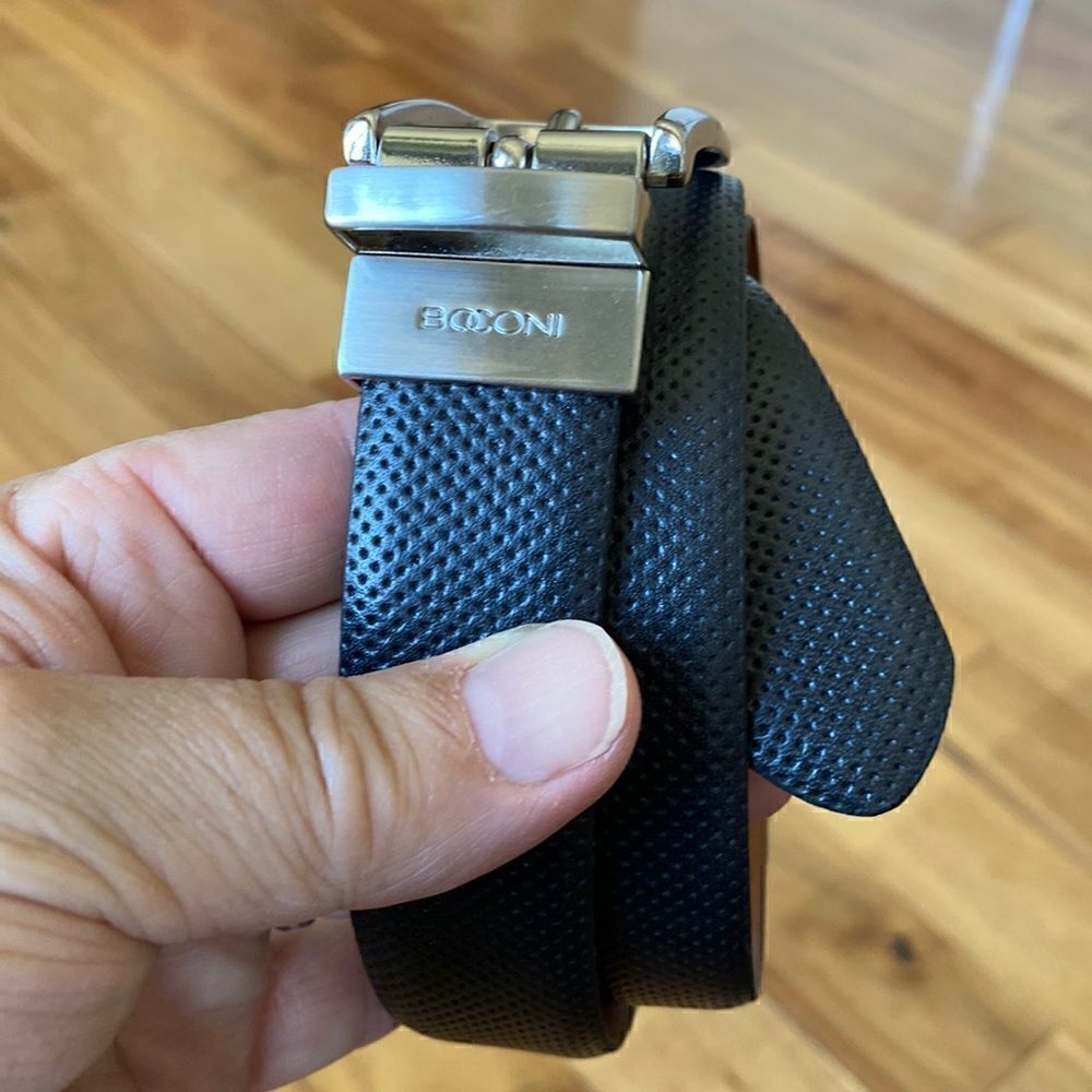 NEW  Boconi  belt
